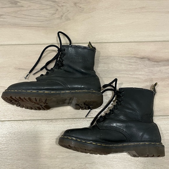Doc Martens Dr. 90’s Vintage 1460 Boots Made in England UK 5 greasy US 7 - Picture 4 of 10